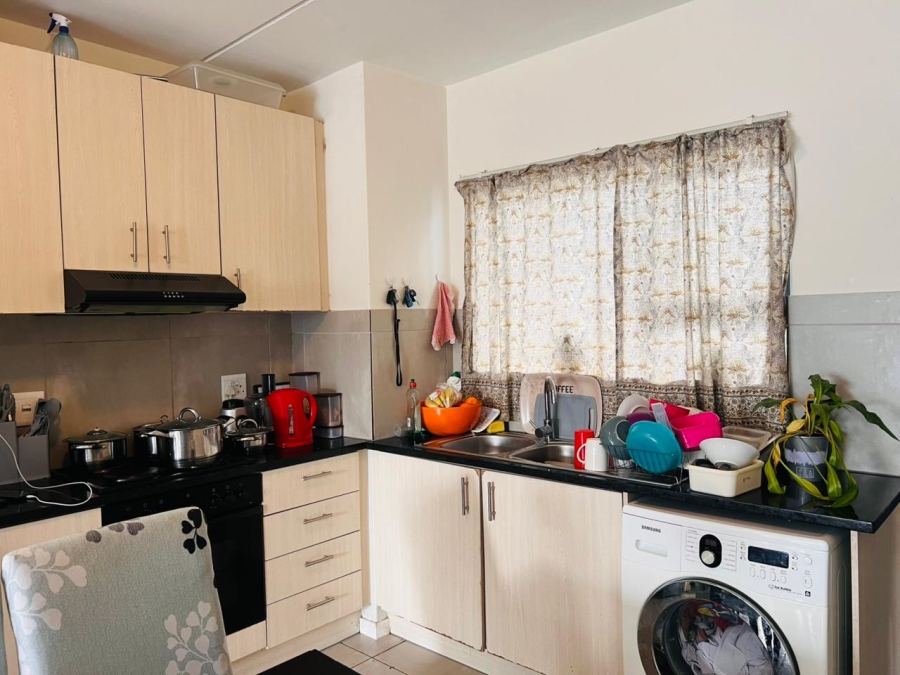 2 Bedroom Property for Sale in Parklands Western Cape